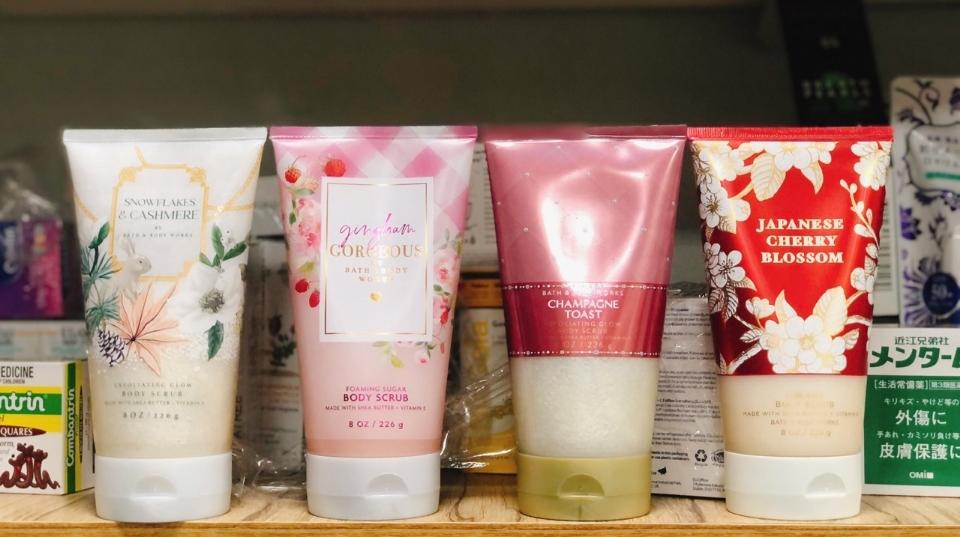 Tẩy tế bào chết Bath & Body Works Body Scrub-duoc-ban-tai-Ly Vy