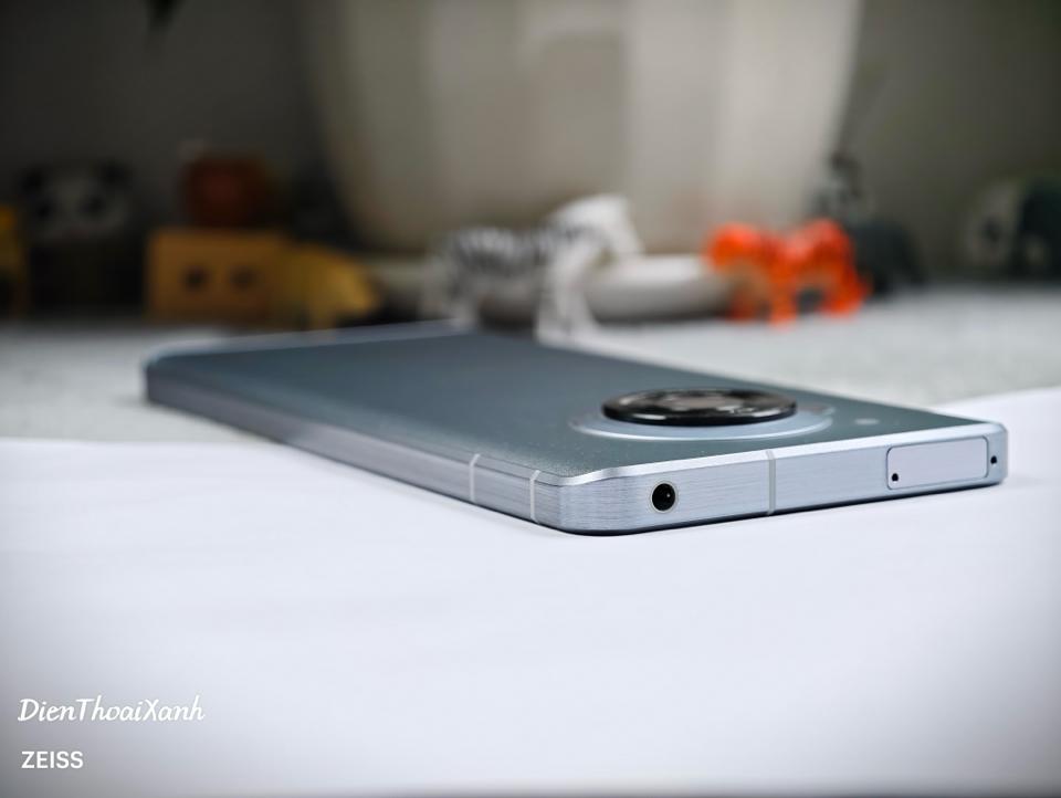 Sharp Aquos R7 12/256G - 36371-duoc-ban-tai-Điện Thoại Xanh