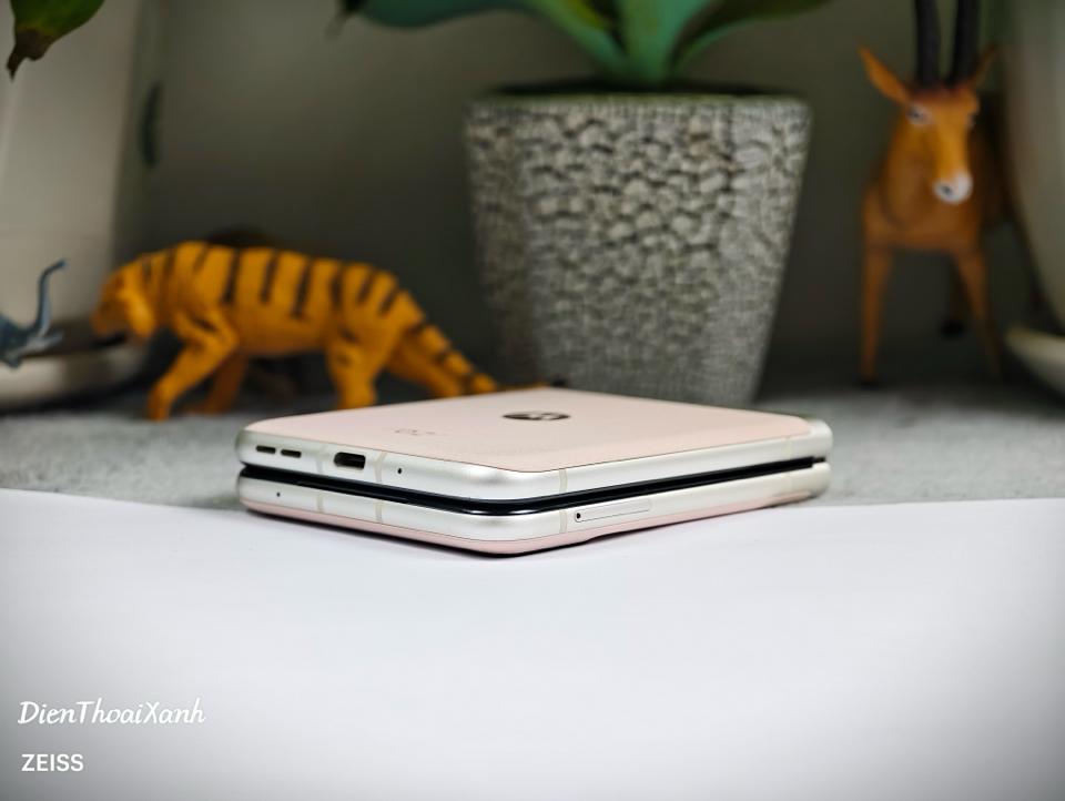 Moto Razr 40 8/256G - 74837-duoc-ban-tai-Điện Thoại Xanh