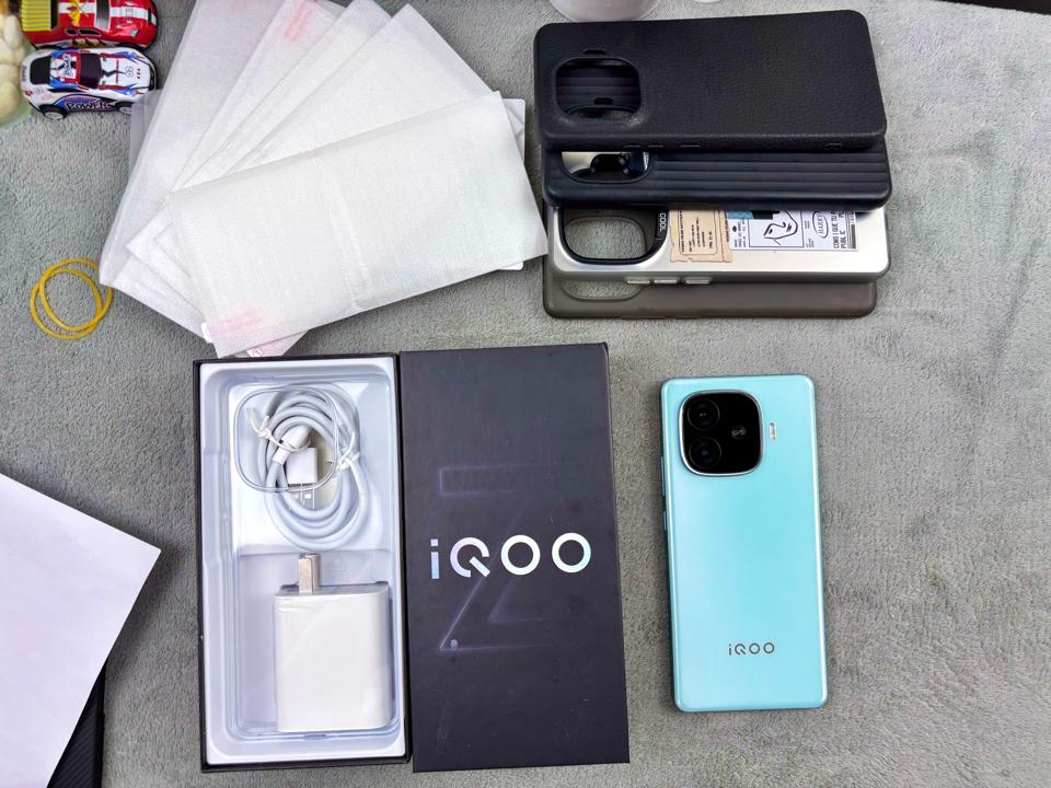 IQOO Z9 Turbo 12/256G - 67573-duoc-ban-tai-Điện Thoại Xanh