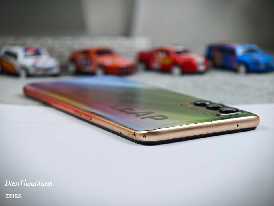 Realme V15 8/128G - 32394-duoc-ban-tai-Điện Thoại Xanh