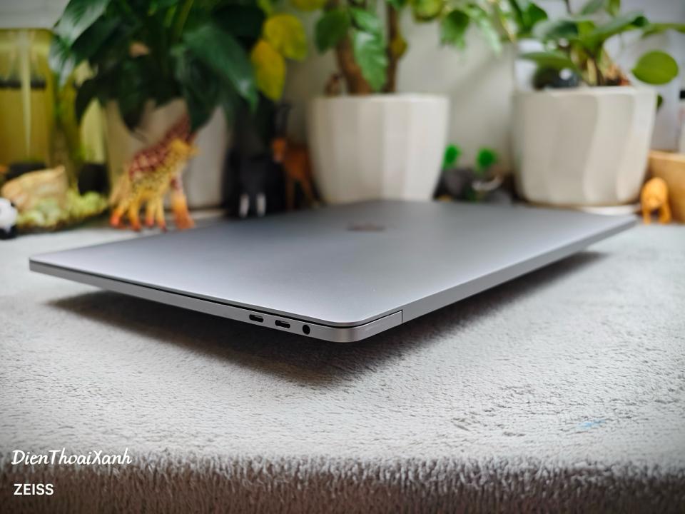 Macbook Pro 2019 15 inch 16/512G - 8LVCF-duoc-ban-tai-Điện Thoại Xanh