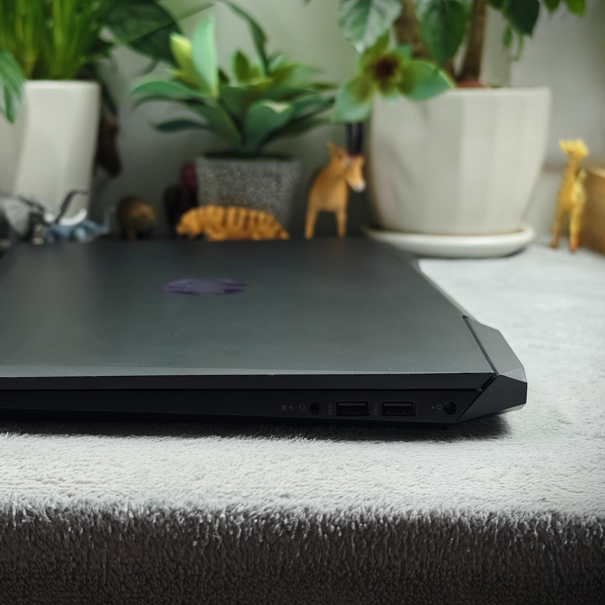 HP Pavilion Gaming Laptop 15 16/512G - 03TVR-duoc-ban-tai-Điện Thoại Xanh