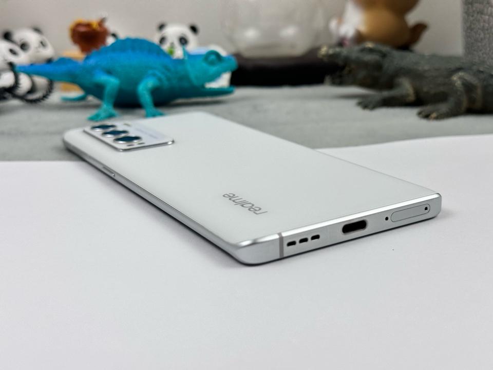 Realme GT Master Explorer Edition 8/128G - 44093-duoc-ban-tai-Điện Thoại Xanh
