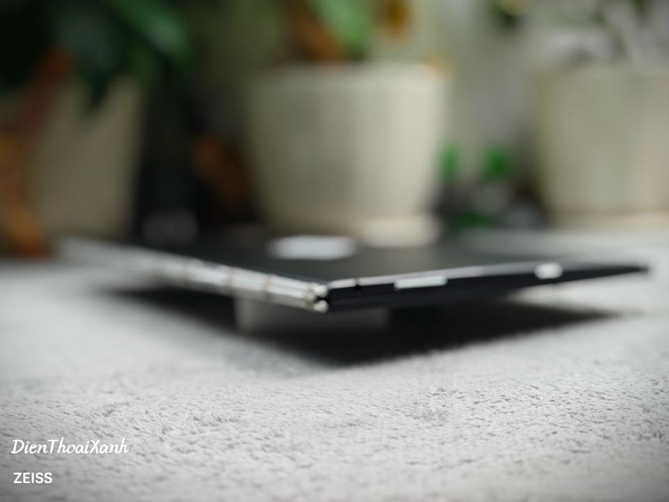 Lenovo YogaBook 4/64G - P1325-duoc-ban-tai-Điện Thoại Xanh