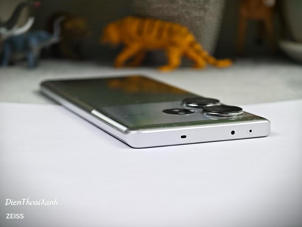 Realme GT Neo 6 SE 12/256G - 75815-duoc-ban-tai-Điện Thoại Xanh