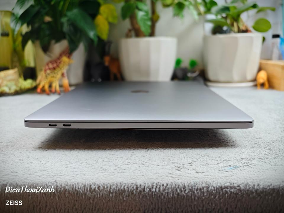 Macbook Pro 2019 15 inch 16/512G - 8LVCF-duoc-ban-tai-Điện Thoại Xanh
