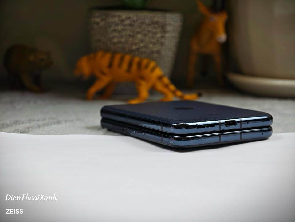 Motorola Razr 50 Ultra 12/256G - 64197-duoc-ban-tai-Điện Thoại Xanh