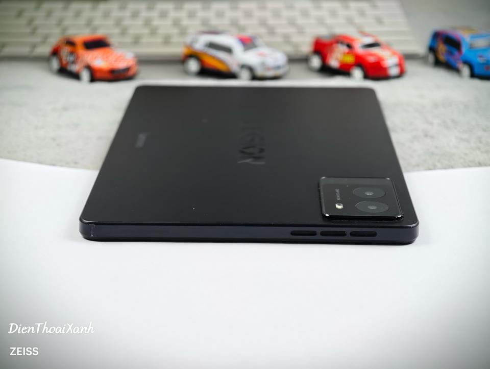 Lenovo Legion Y700 Gen 3 12/256G - V76GH-duoc-ban-tai-Điện Thoại Xanh