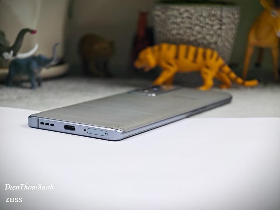 Realme GT Master Explorer Edition 12/256G - 68015-duoc-ban-tai-Điện Thoại Xanh