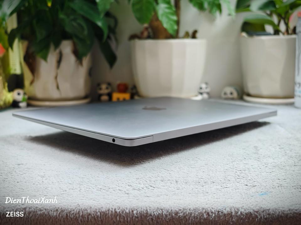 Macbook Air 2018 13 inch 8/128G - MJK77-duoc-ban-tai-Điện Thoại Xanh
