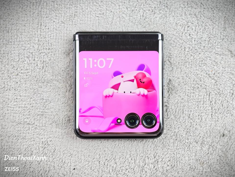 Moto Razr 40 Ultra 8/256G - 28410-duoc-ban-tai-Điện Thoại Xanh