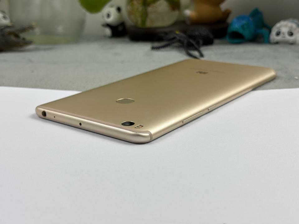 Xiaomi Max 2 4/64G - 94453-duoc-ban-tai-Điện Thoại Xanh