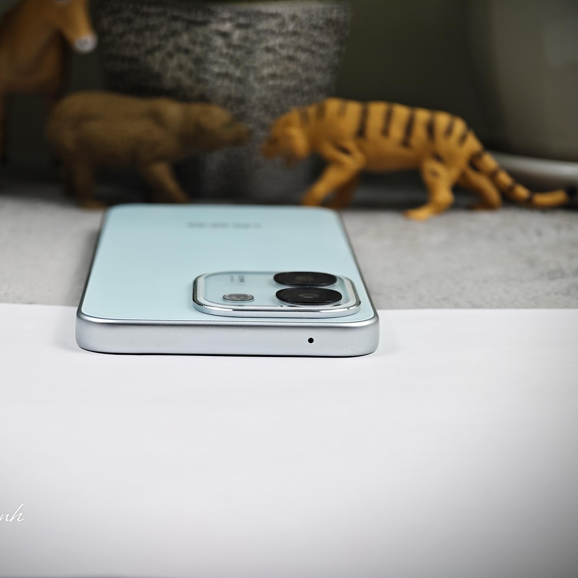 iQOO Z11s 12/256G - 83214-duoc-ban-tai-Điện Thoại Xanh