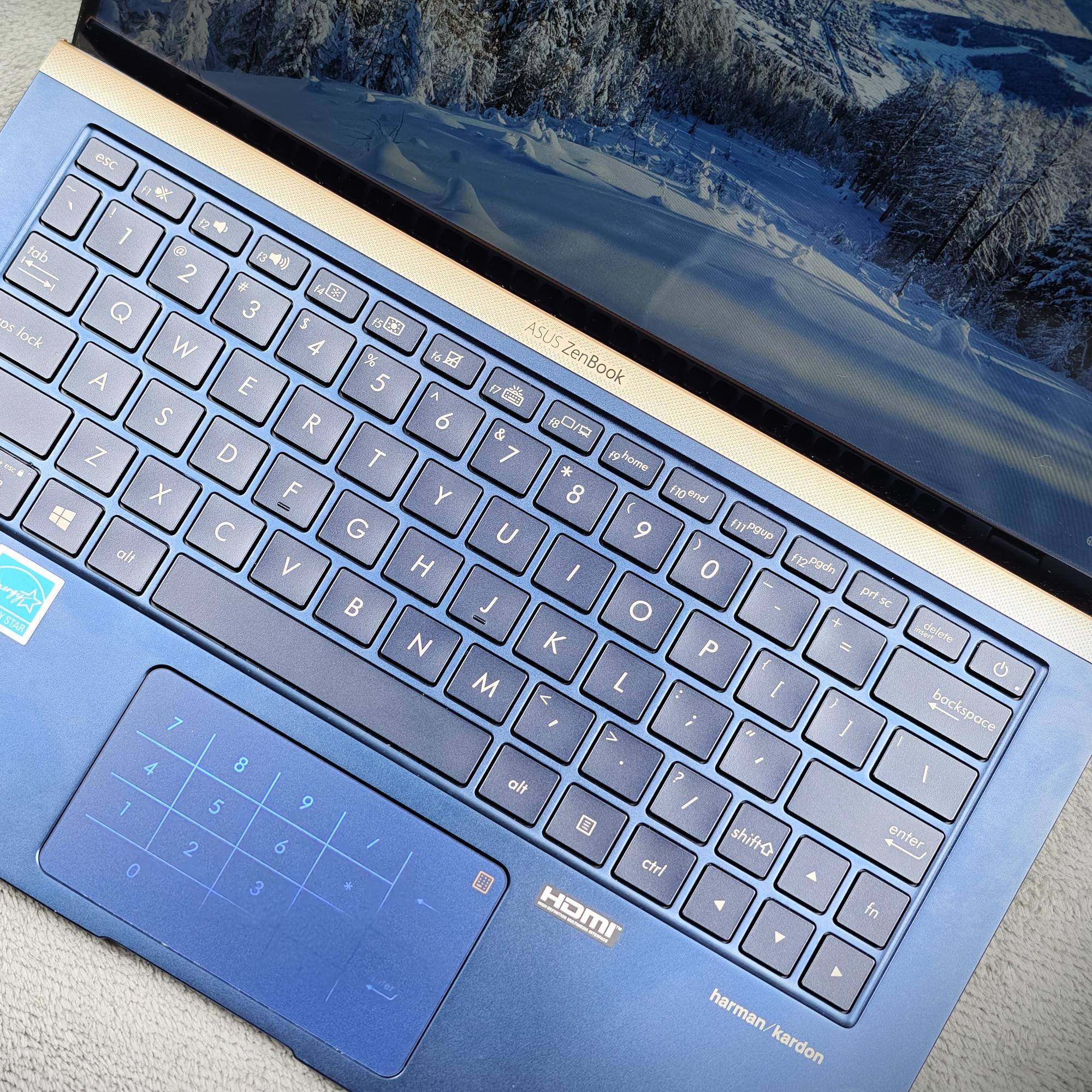 Laptop Asus Zenbook Deluxe 13 8/512G - 5351C-duoc-ban-tai-Điện Thoại Xanh