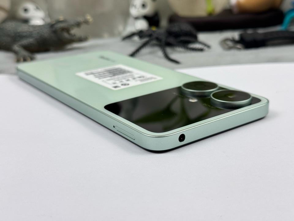 Redmi 13R 5G 4/128G - 50308-duoc-ban-tai-Điện Thoại Xanh