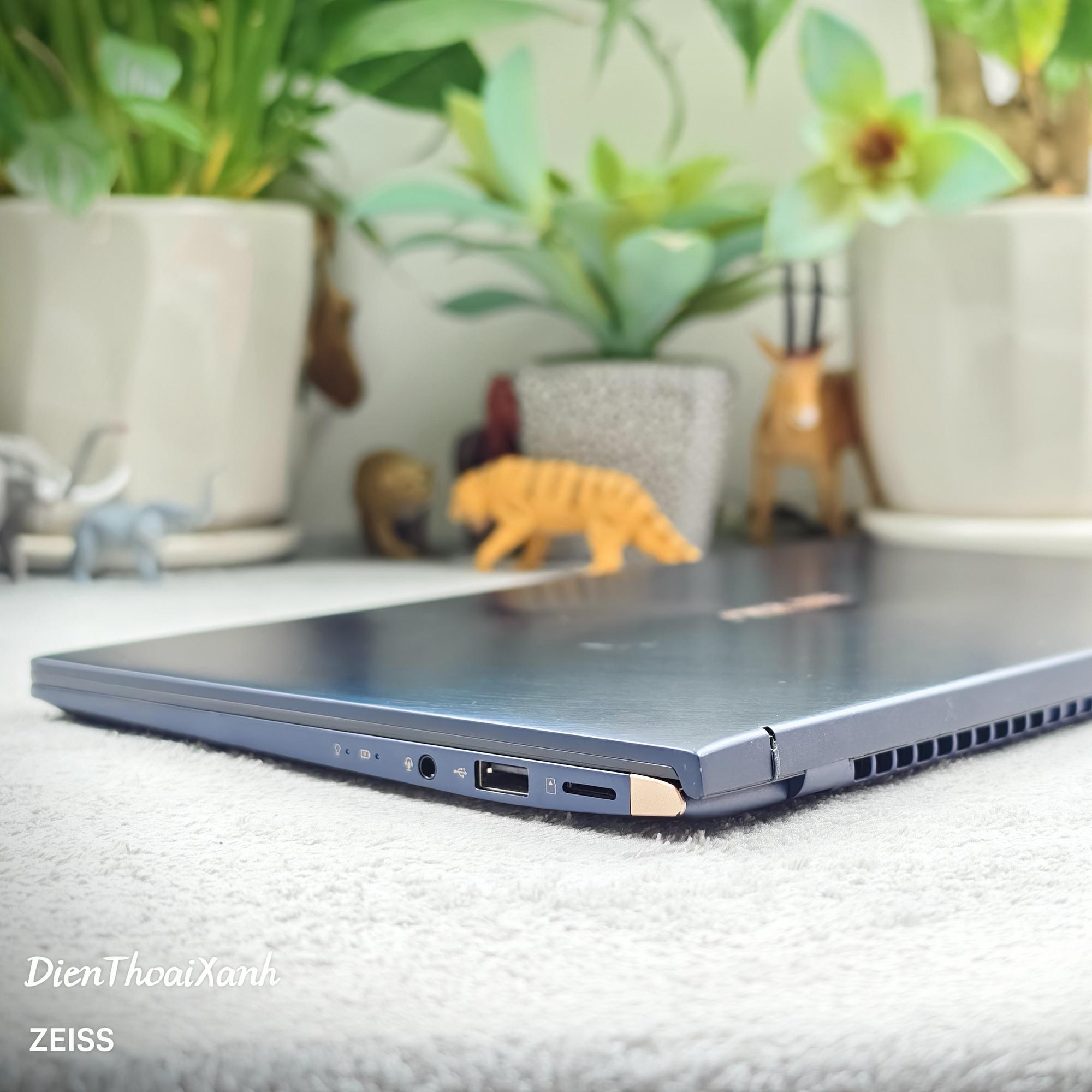 Laptop Asus Zenbook Deluxe 13 8/512G - 5351C-duoc-ban-tai-Điện Thoại Xanh