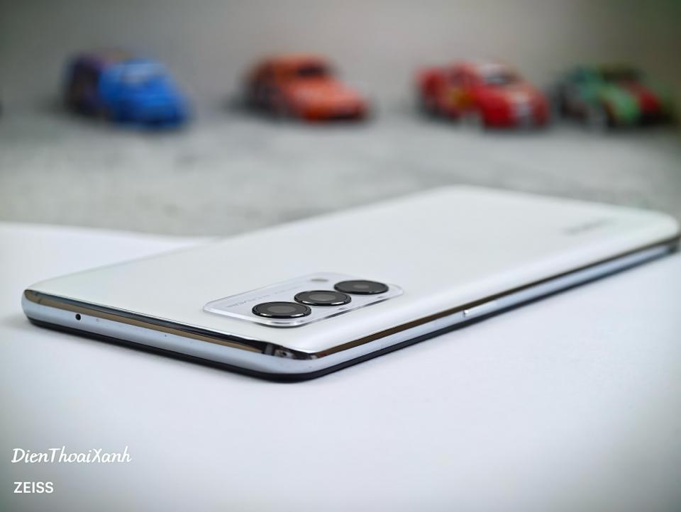 Realme GT Master 8/128G - 23092-duoc-ban-tai-Điện Thoại Xanh