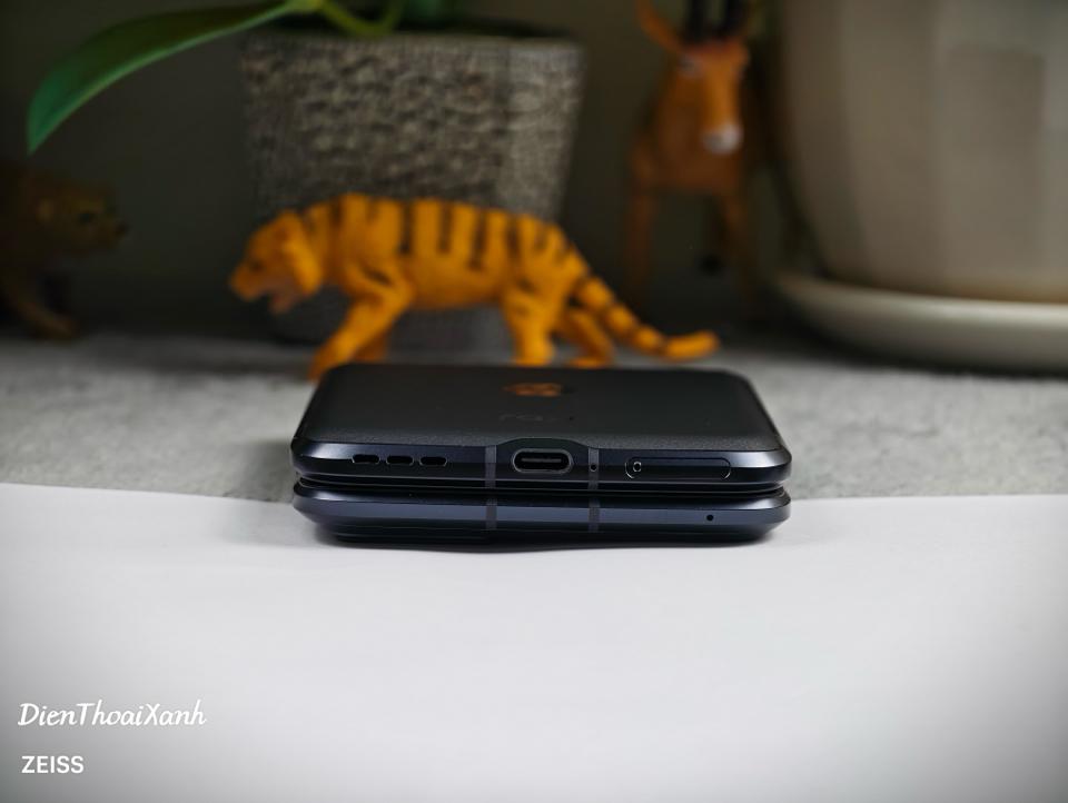 Moto Razr 2022 12/512G - 55812-duoc-ban-tai-Điện Thoại Xanh