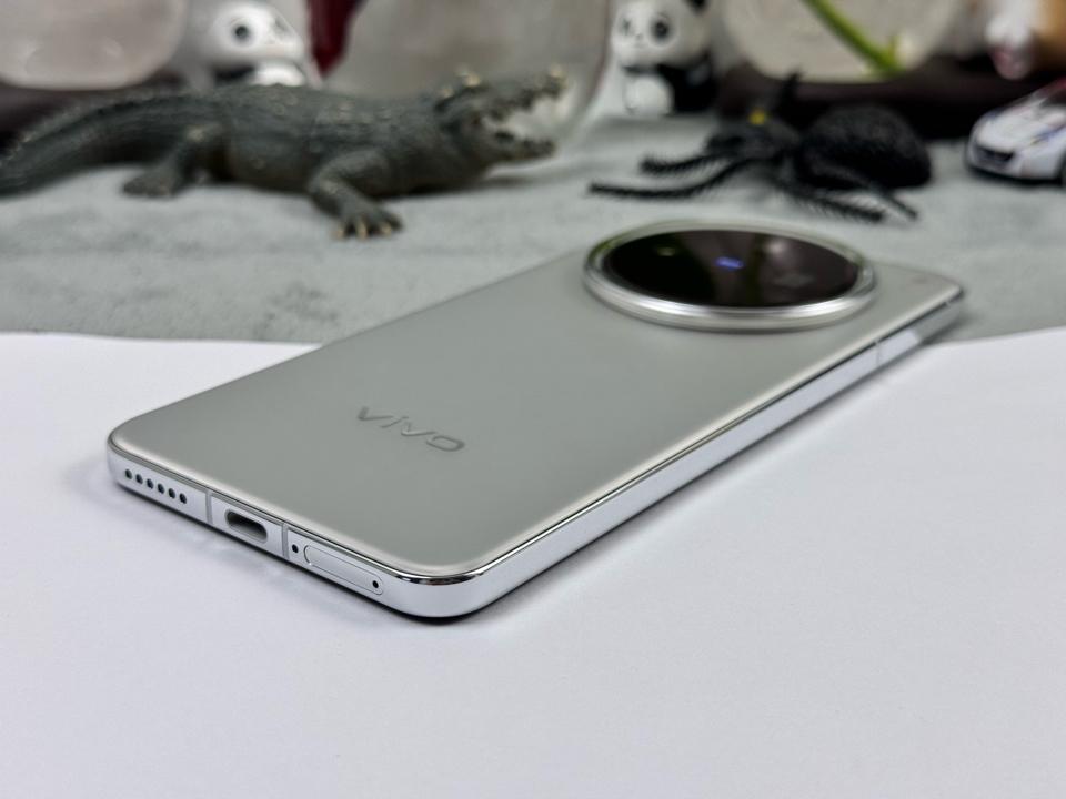 A. Vivo X200 12/512G - 05696-duoc-ban-tai-Điện Thoại Xanh