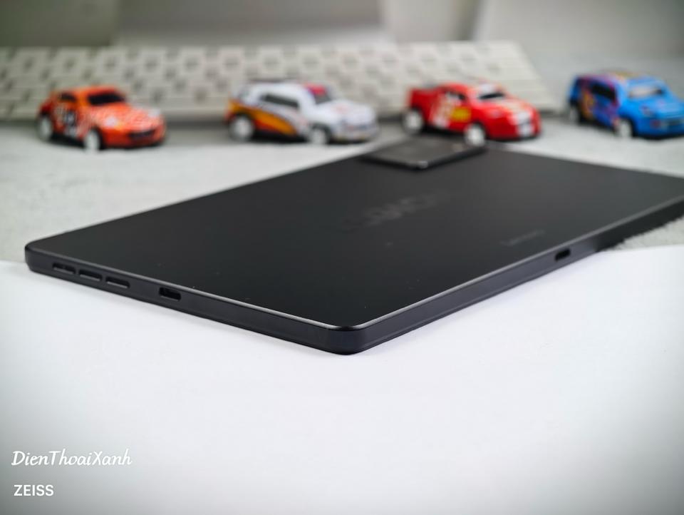 Lenovo Legion Y700 Gen 3 12/256G - V76GH-duoc-ban-tai-Điện Thoại Xanh