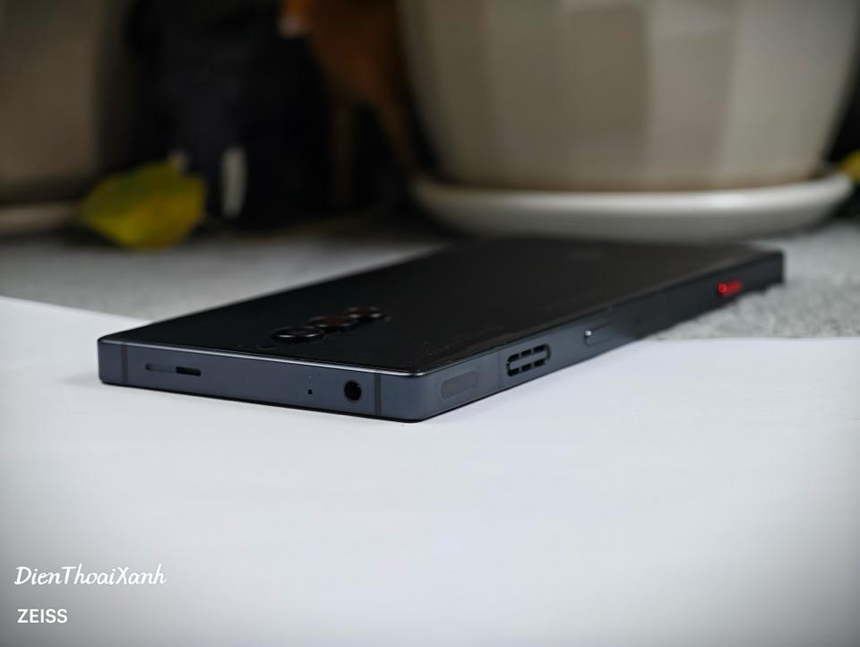 Red Magic 8 Pro 8/256G - 84948-duoc-ban-tai-Điện Thoại Xanh