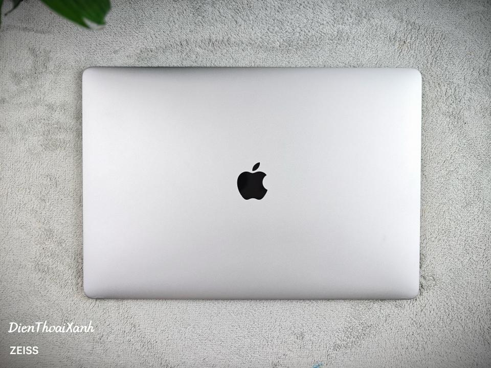 Macbook Pro 2019 15 inch 16/512G - 8LVCF-duoc-ban-tai-Điện Thoại Xanh