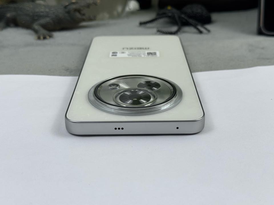 Meizu Lucky 08 8/256G - 05981-duoc-ban-tai-Điện Thoại Xanh