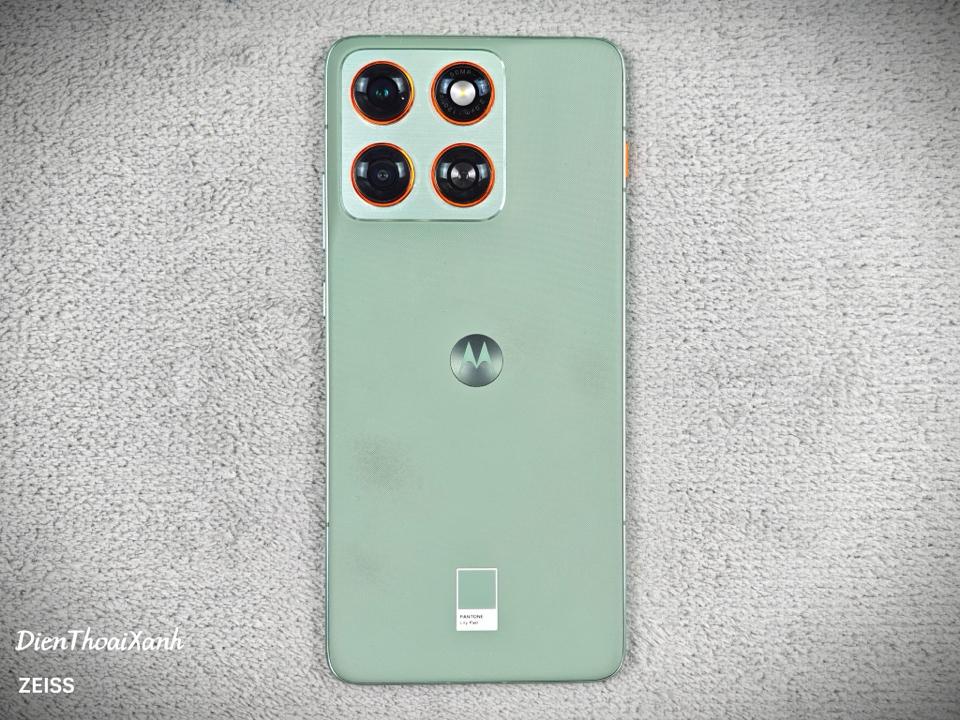 Moto X70 Air 12/256G - 26256-duoc-ban-tai-Điện Thoại Xanh