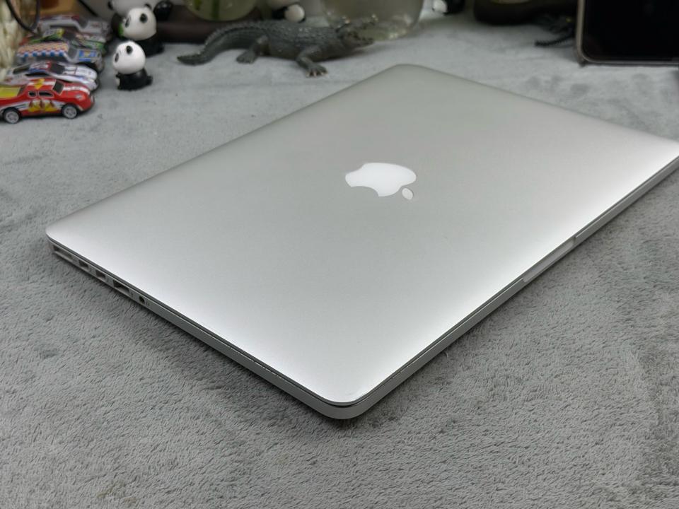 Macbook Pro 2015 13” 8/500GB - KFVH7-duoc-ban-tai-Điện Thoại Xanh