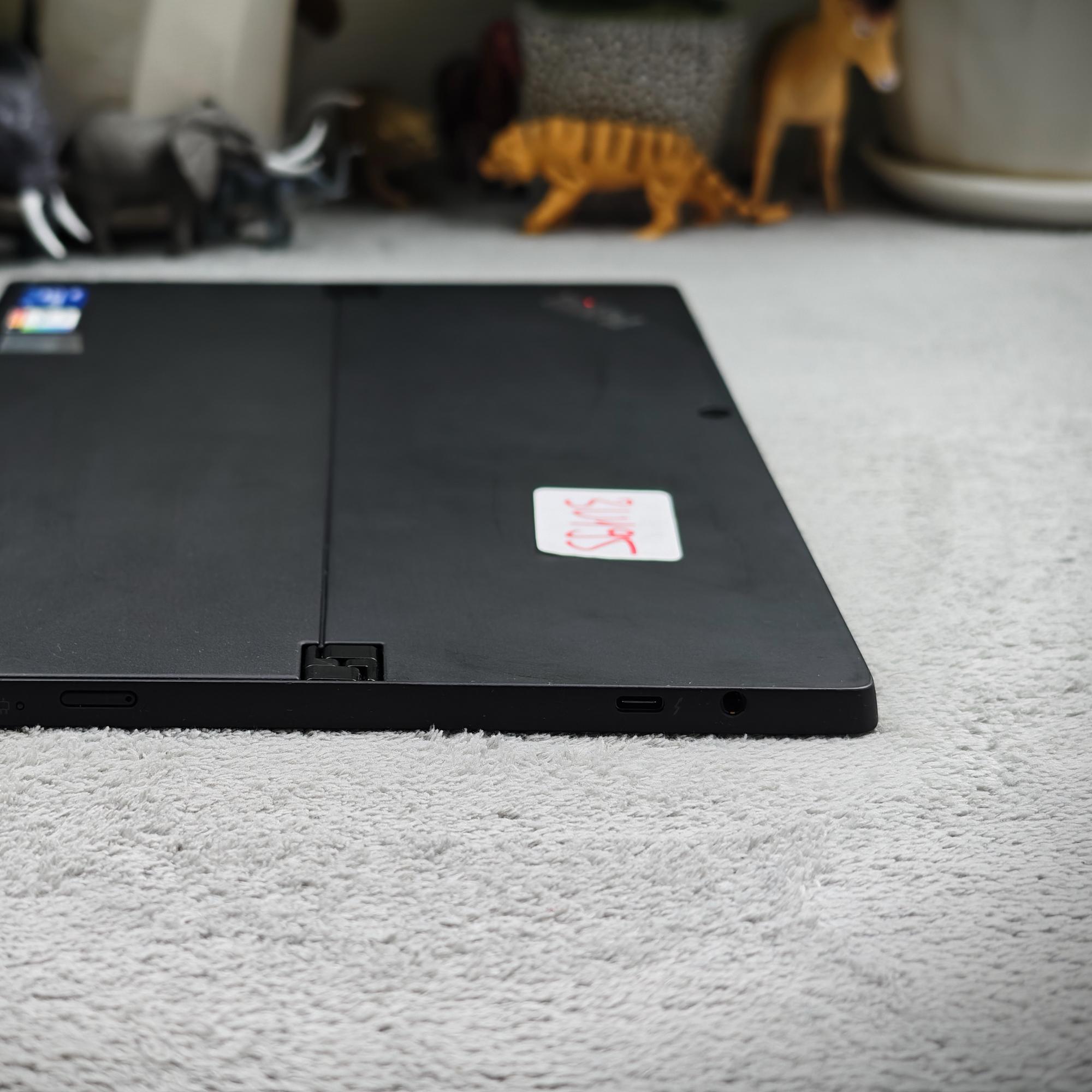 Thinkpad X12 Detachable 16/512G - 3V195-duoc-ban-tai-Điện Thoại Xanh