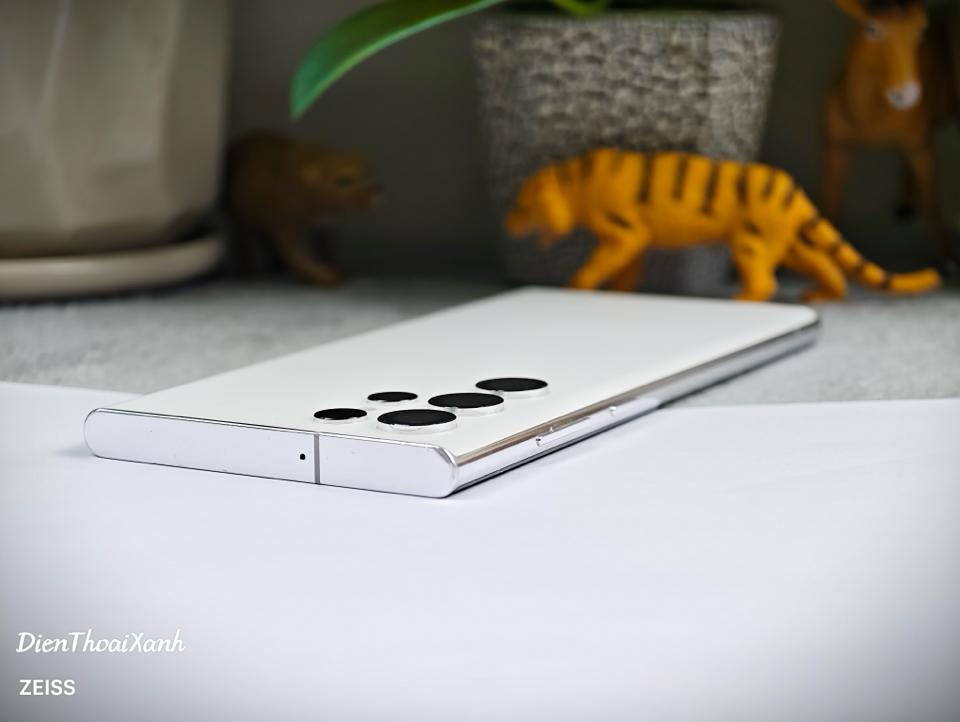 Samsung Galaxy S22 Ultra 12/256G - 17525-duoc-ban-tai-Điện Thoại Xanh