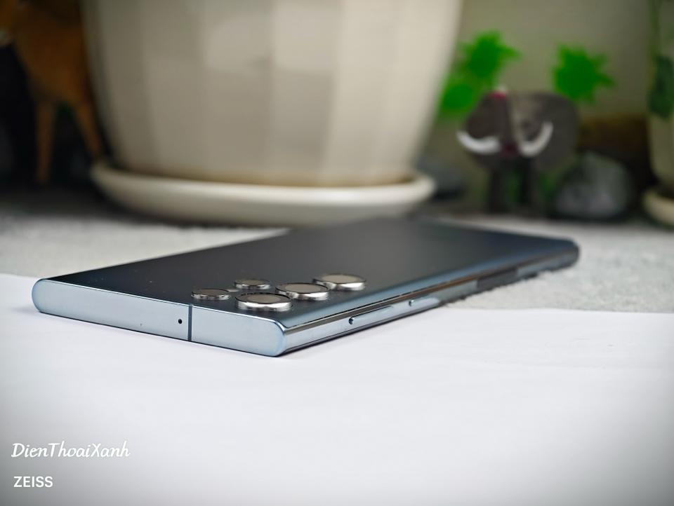 Samsung Galaxy S22 Ultra 8/128G - 77694-duoc-ban-tai-Điện Thoại Xanh