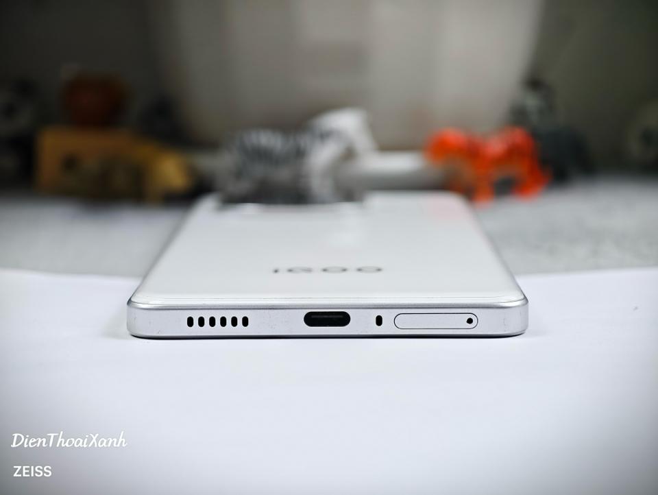 iQOO Z9 Turbo 12/256G - 89712-duoc-ban-tai-Điện Thoại Xanh