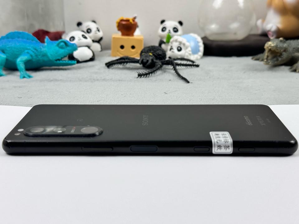 Sony Xperia 5 mark 3 8/128G Đen-duoc-ban-tai-Điện Thoại Xanh