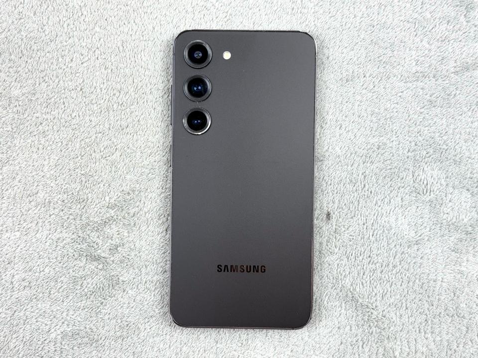 Điện Thoại Xanh . Samsung Galaxy S23 8/128G - 65953