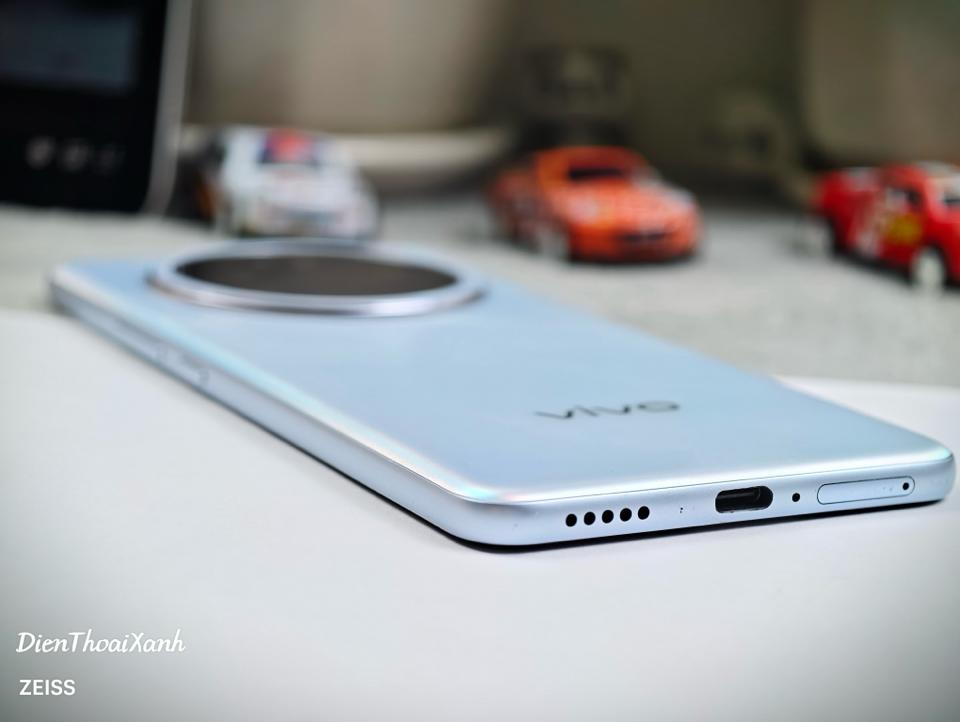 Vivo Y300 Pro+ 8/128G - 54430-duoc-ban-tai-Điện Thoại Xanh