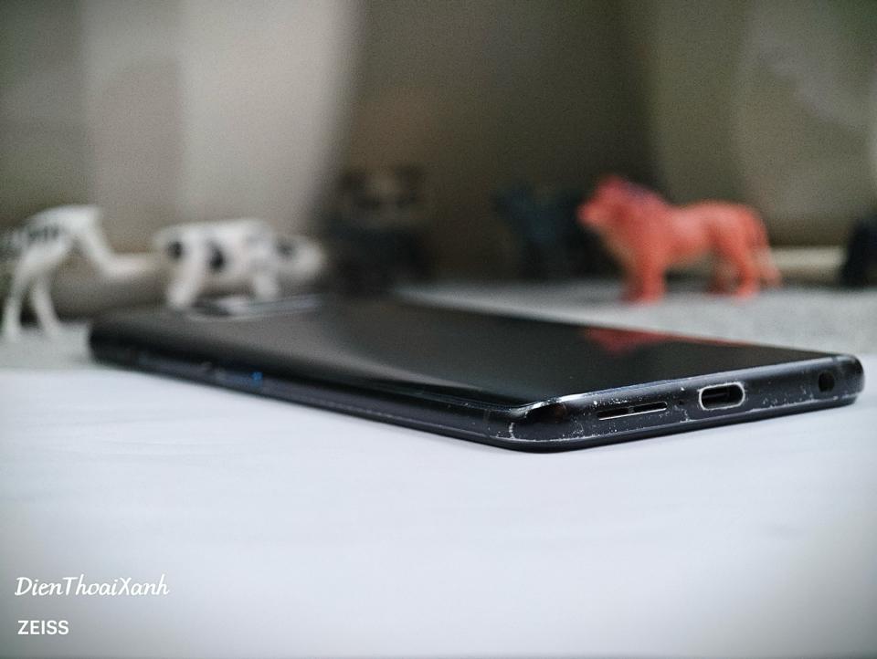 Asus Zenfone 6 6/128G - 52227-duoc-ban-tai-Điện Thoại Xanh