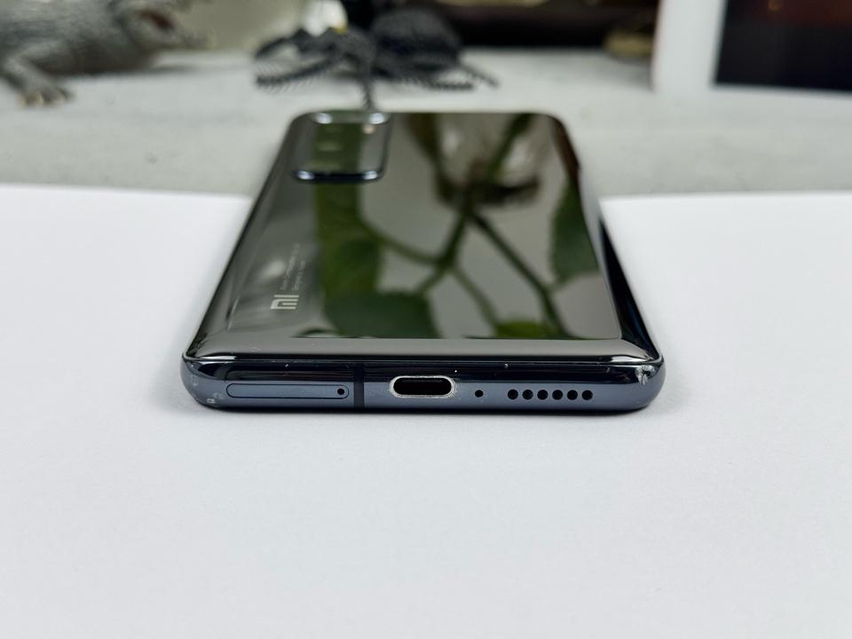 Điện Thoại Xanh . Xiaomi 10 Ultra 12/256G - 72470