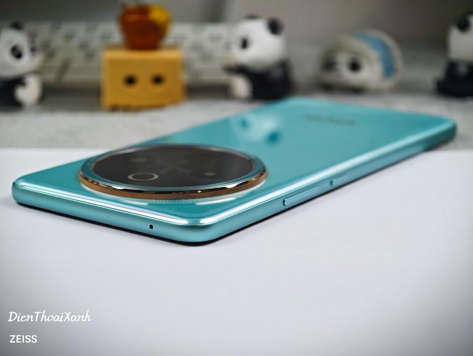 Vivo Y300 Pro 8/128G - 82136-duoc-ban-tai-Điện Thoại Xanh
