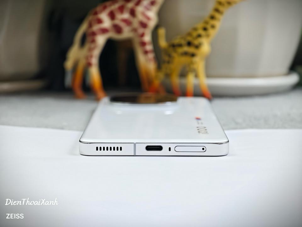 iQOO 12 12/512G - 45372-duoc-ban-tai-Điện Thoại Xanh