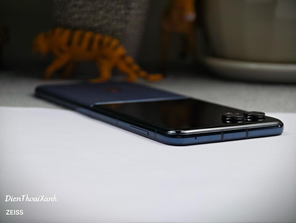 Moto Razr 50 Ultra 12/256G - 50932-duoc-ban-tai-Điện Thoại Xanh