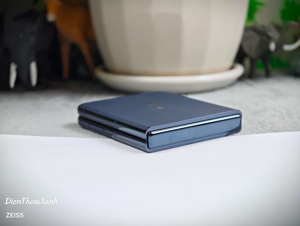 Motorola Razr+ 2024(Razr 50 Ultra) 12/256G - 79571-duoc-ban-tai-Điện Thoại Xanh