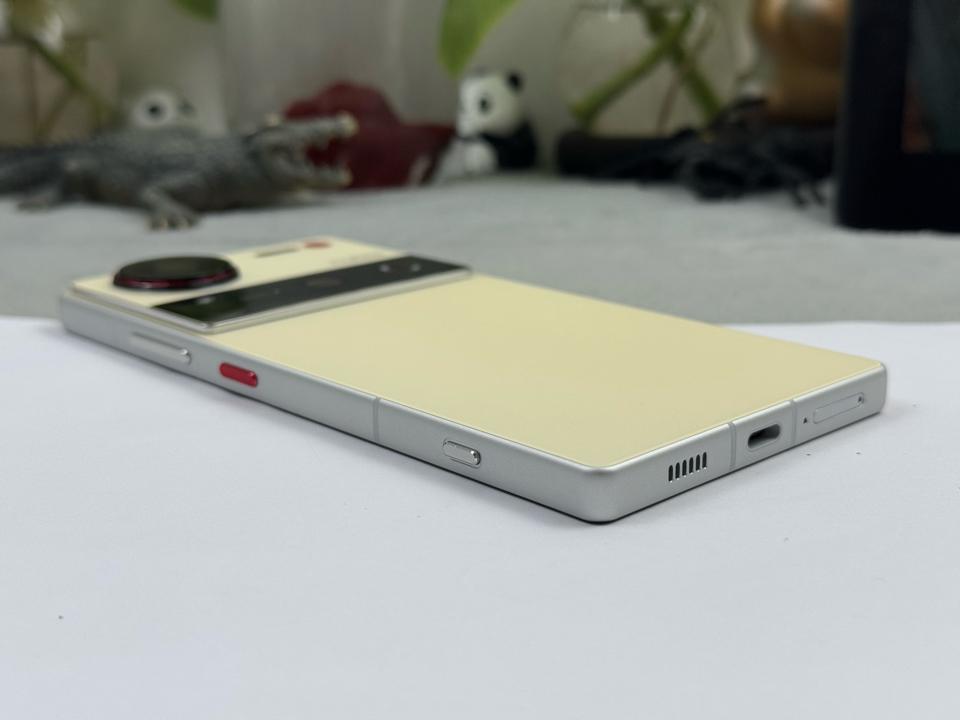 Nubia Z70 Ultra 12/256G - 19498-duoc-ban-tai-Điện Thoại Xanh
