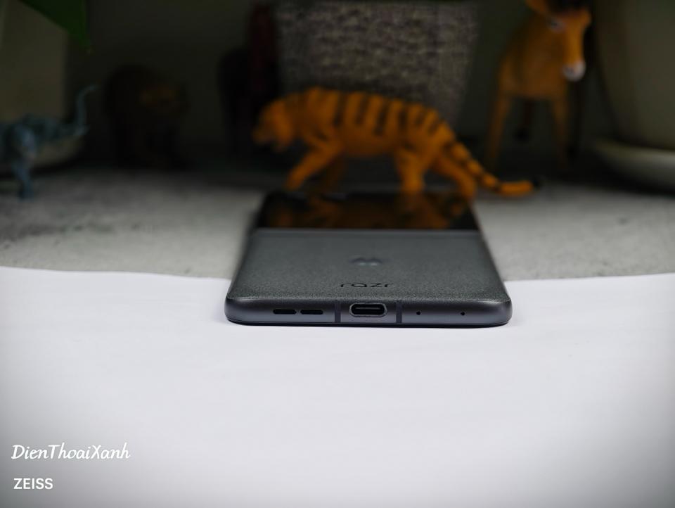 Moto Razr 50 8/256G - 09179-duoc-ban-tai-Điện Thoại Xanh