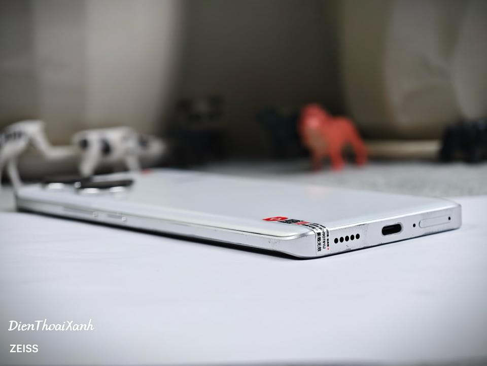 Redmi Note 13 Pro+ 12/256G - 40703-duoc-ban-tai-Điện Thoại Xanh