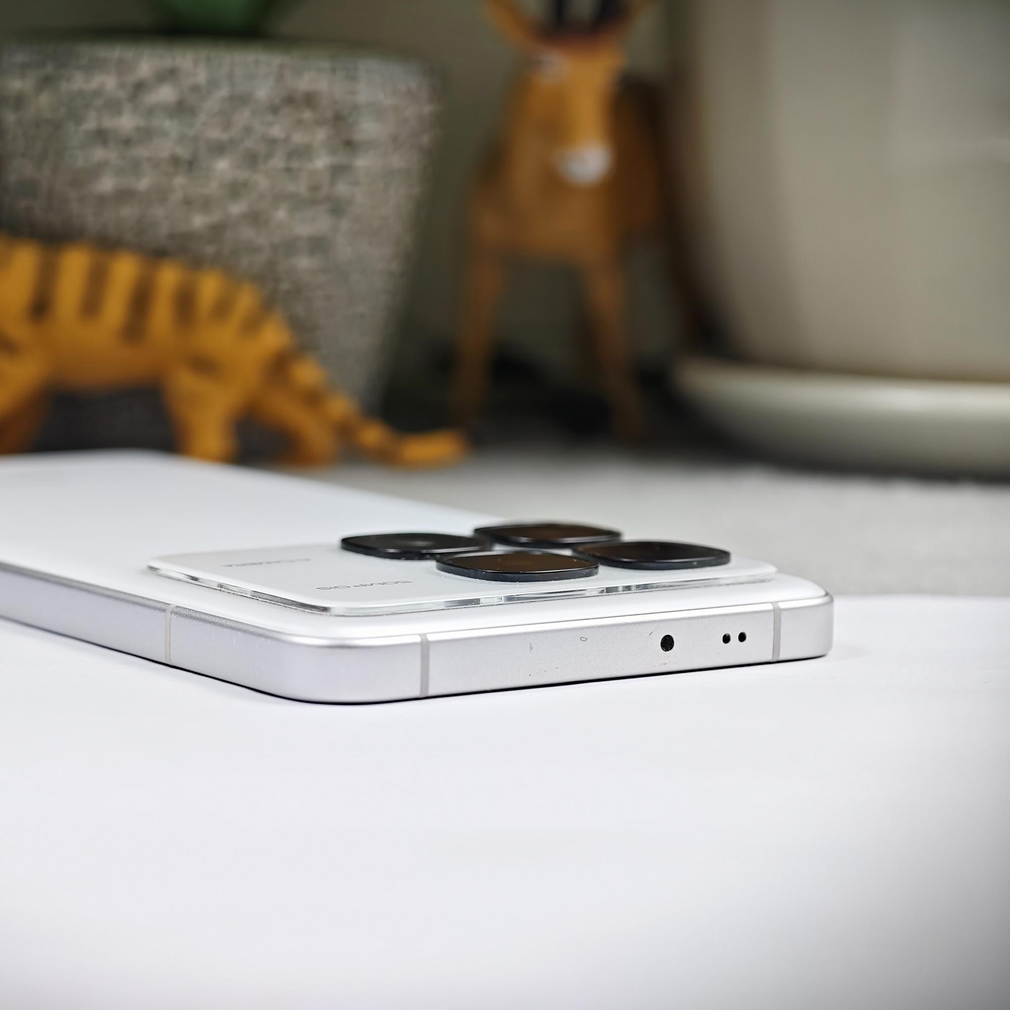 Redmi K70 Ultra 12/512G - 54400-duoc-ban-tai-Điện Thoại Xanh