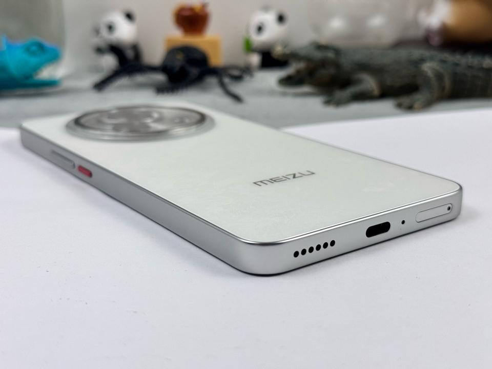 Meizu Lucky08 8/256G - 00883-duoc-ban-tai-Điện Thoại Xanh