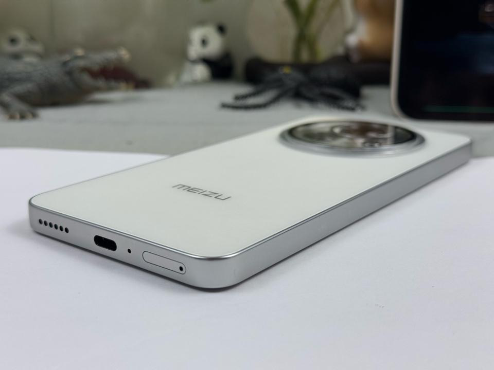 Meizu Lucky 08 8/256G - 06823-duoc-ban-tai-Điện Thoại Xanh