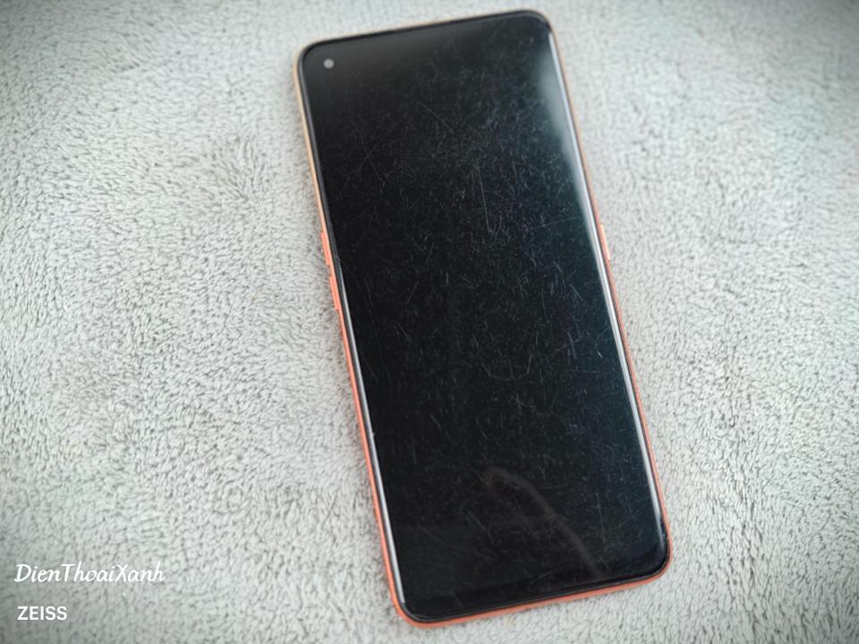 Realme V15 8/128G - 32394-duoc-ban-tai-Điện Thoại Xanh